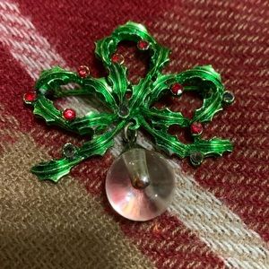 Vintage MYLU Pin/Brooch